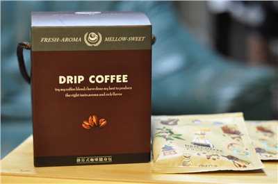 掛耳式咖啡 特級曼特寧  黃金比例調配 濃郁 香醇 10入/盒  (買4盒送1盒) 